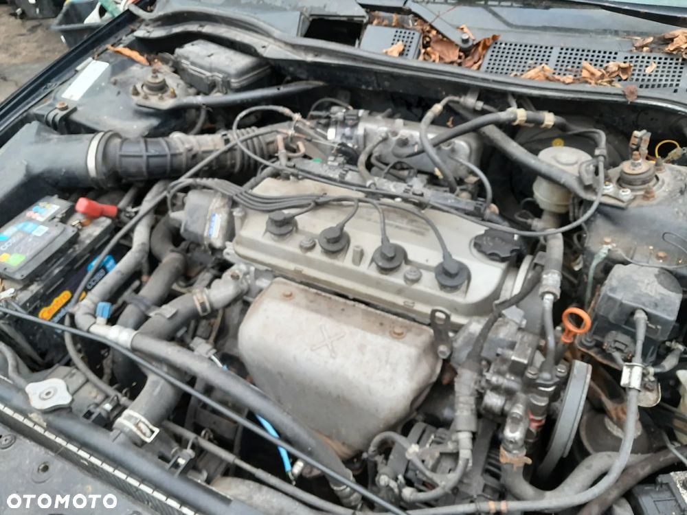 Honda Accord 99-02   Silnik   2.0 16V - 3