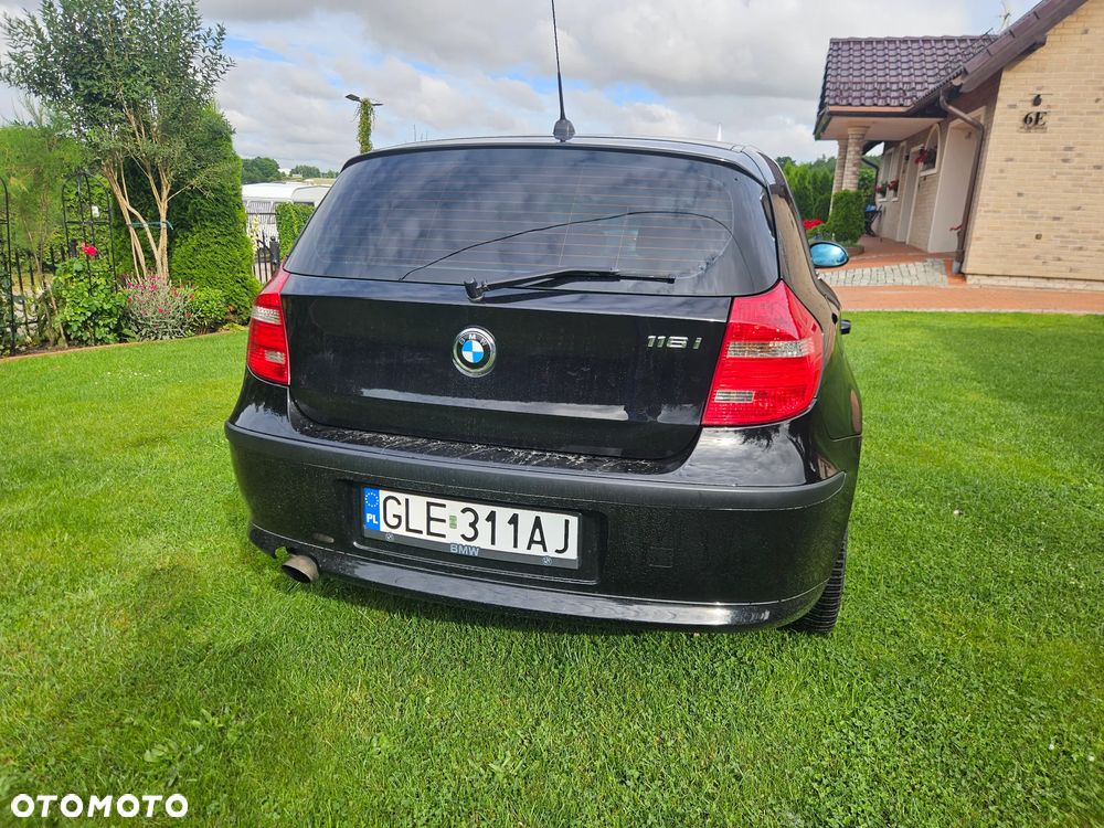 BMW Seria 1 - 13