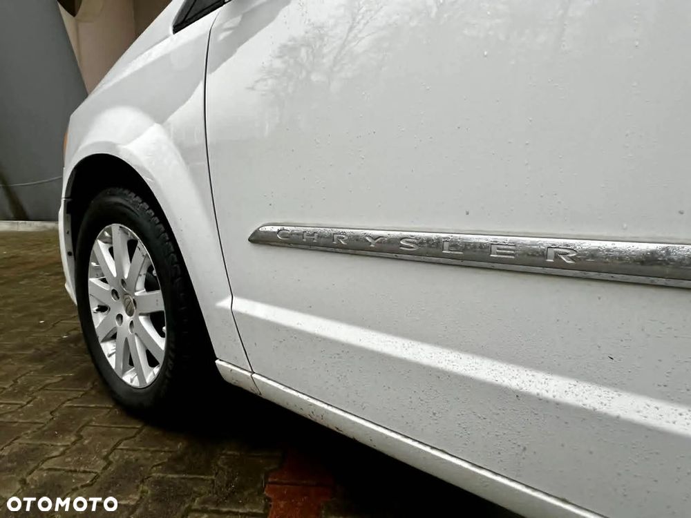 Chrysler Town & Country 3.6 Touring - 18