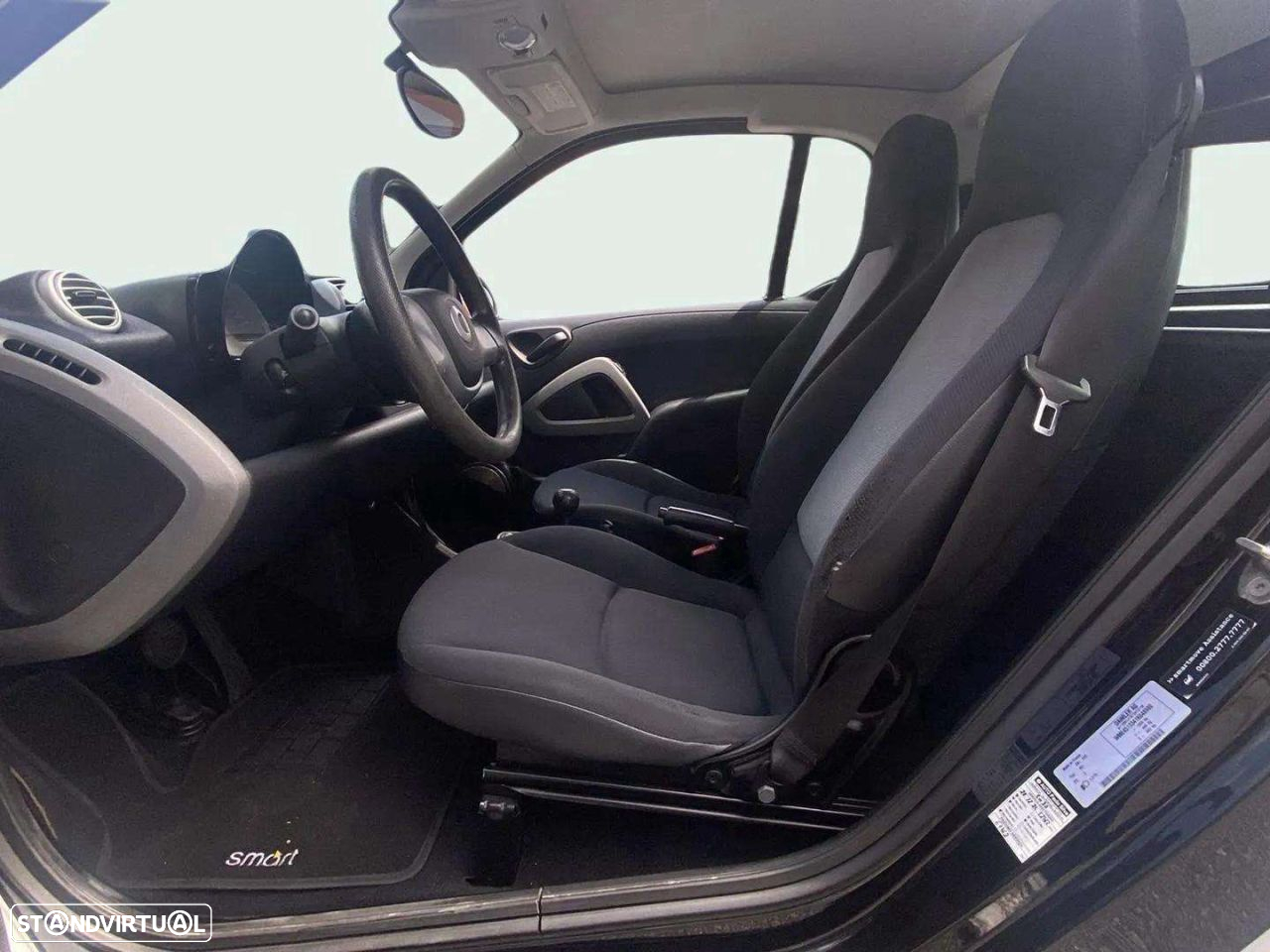 Smart ForTwo Coupé 1.0 mhd Pure 61 - 16