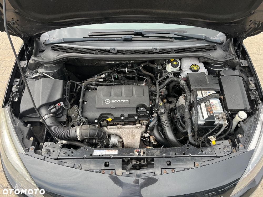 Opel Astra 1.4 T Sport S&S EU6 - 19
