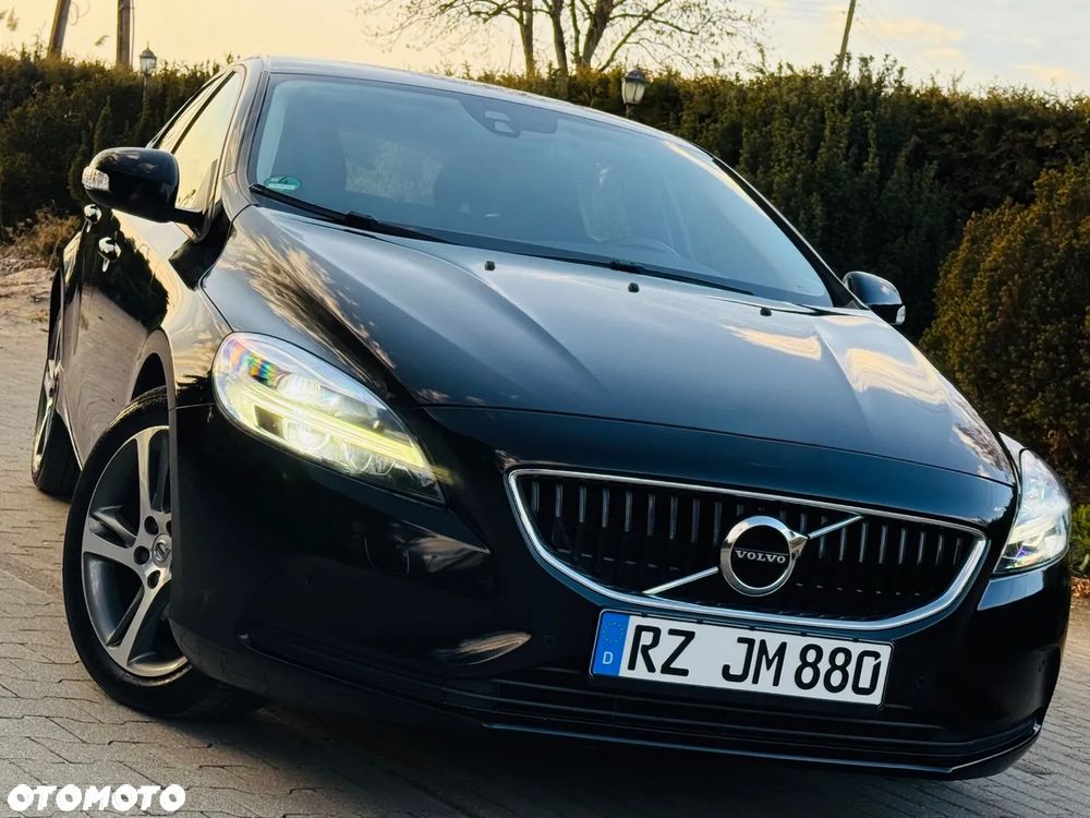 Volvo V40 T2 Drive-E Momentum - 20