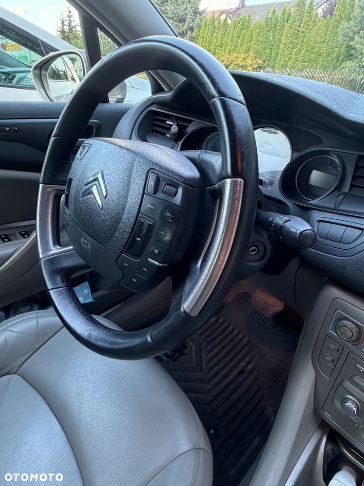 Citroën C5 HDi 135 FAP Exclusive - 4