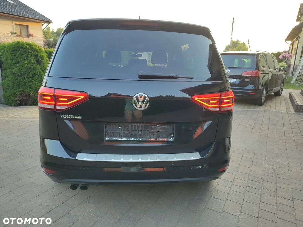 Volkswagen Touran 2.0 TDI SCR (BlueMotion Technology) DSG Highline - 35