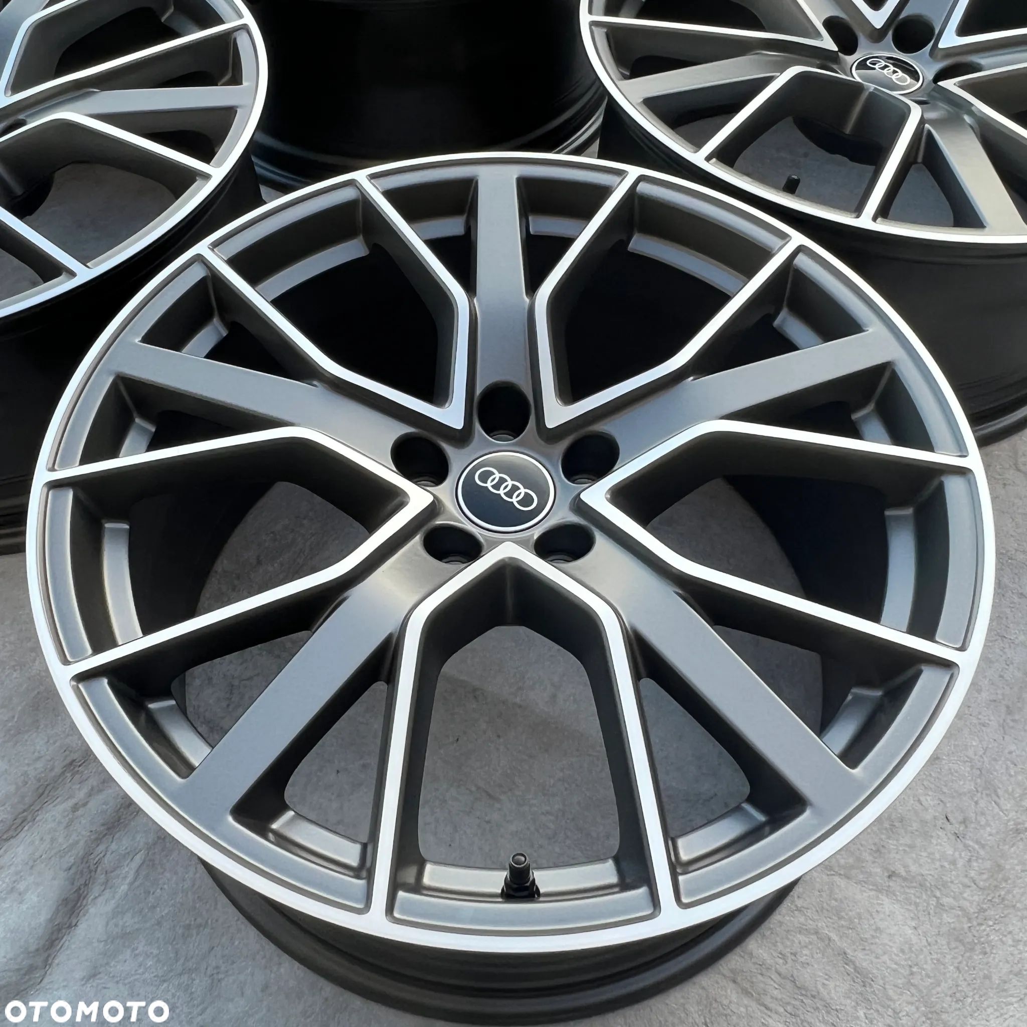 FELGI AUDI A5  A6 20'' A8 a4 a7 8W0 audi sport NOWE!!! - 1