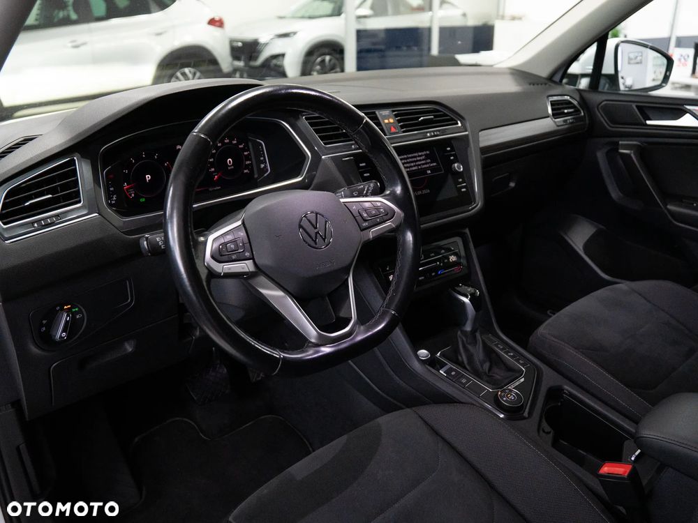 Volkswagen Tiguan 2.0 TSI 4Mot Elegance DSG - 10