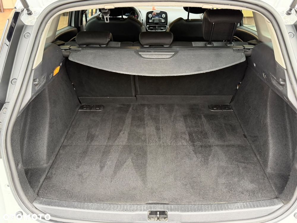 Renault Clio - 8