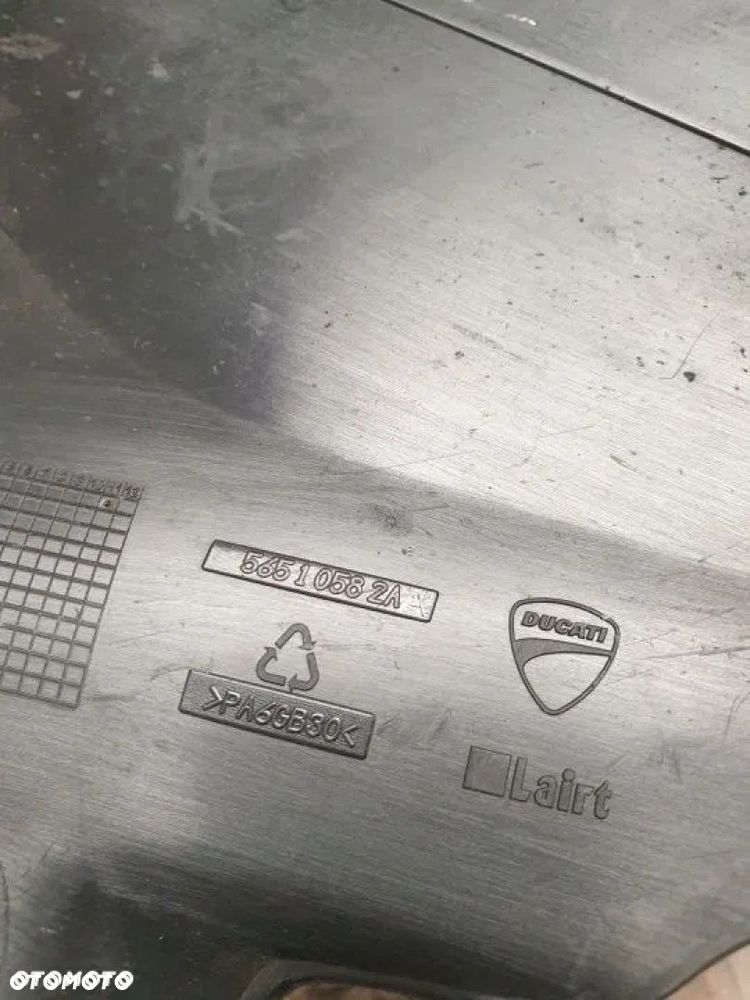 BŁOTNIK TYŁ DUCATI PANIGALE - 9