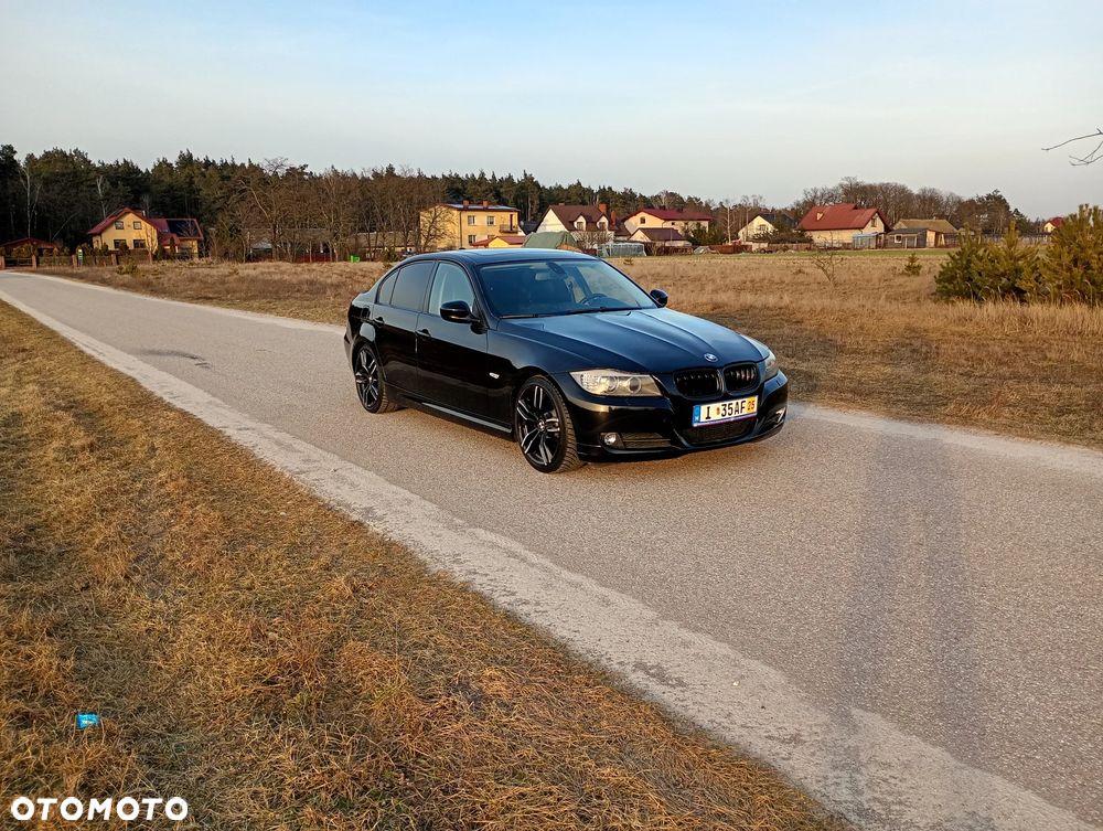 BMW Seria 3 320i Edition Exclusive - 17