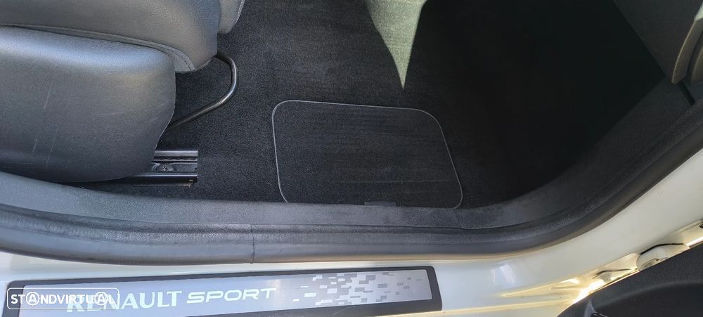 Renault Mégane Sport Tourer 1.5 dCi GT Line SS - 21