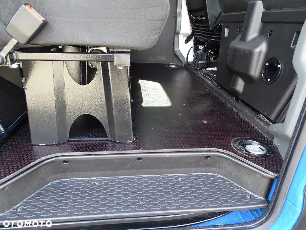 Iveco Daily L4H3 35S18 3.0 180 Hi-MATIC FULL LED Brygadówka DOKA 7 Osób UNIKAT!! JAK NOWY!! Salon PL! 1 WŁ.! - 33