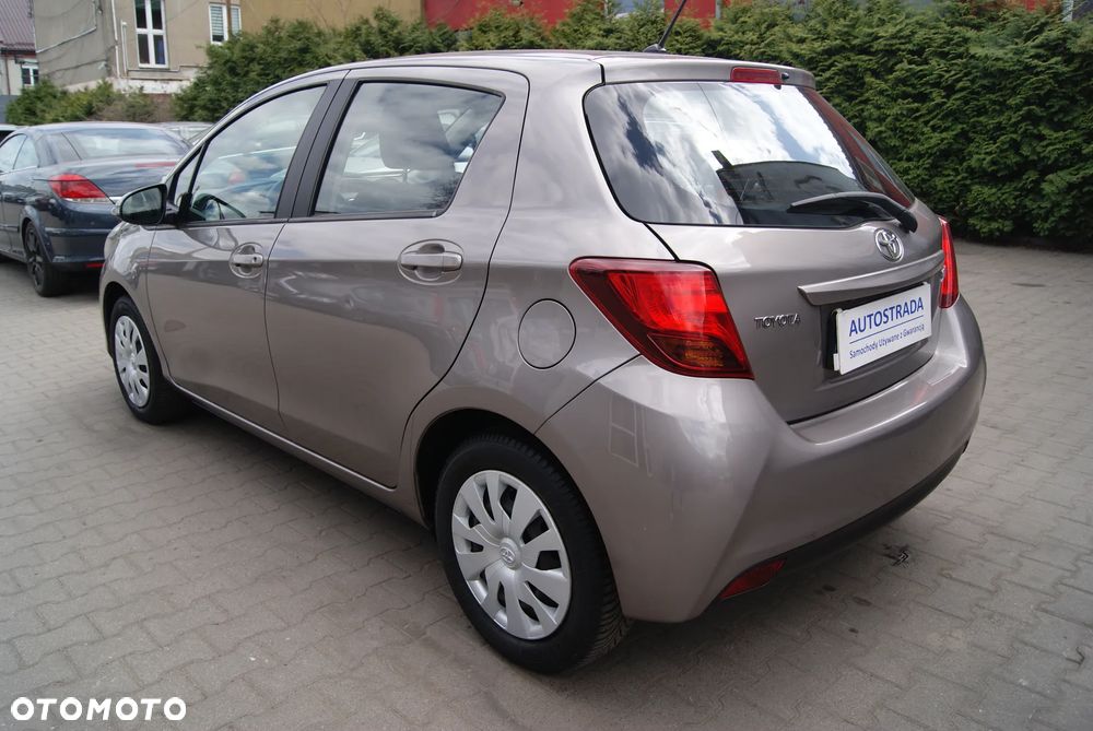 Toyota Yaris 1.33 Premium EU6 - 3