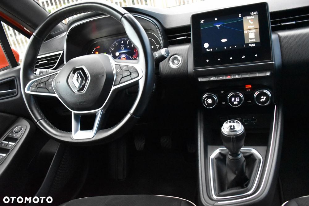 Renault Clio TCe 100 INTENS - 26