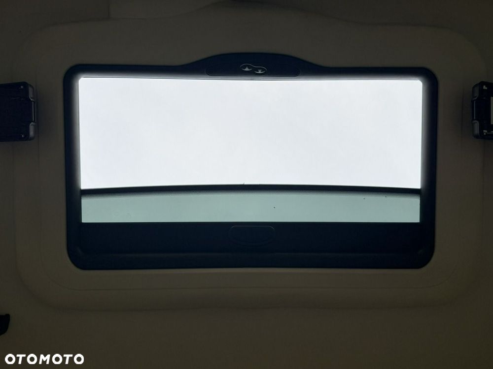 Mercedes-Benz Klasa V 250 d lang 9G-TRONIC - 26