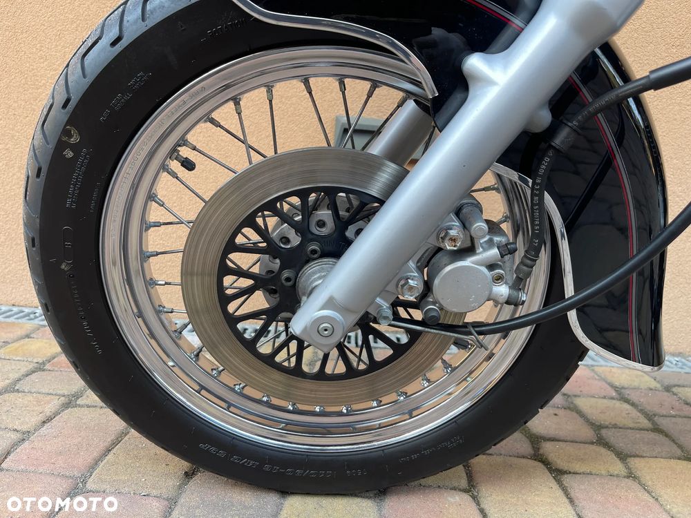 Suzuki Marauder - 10