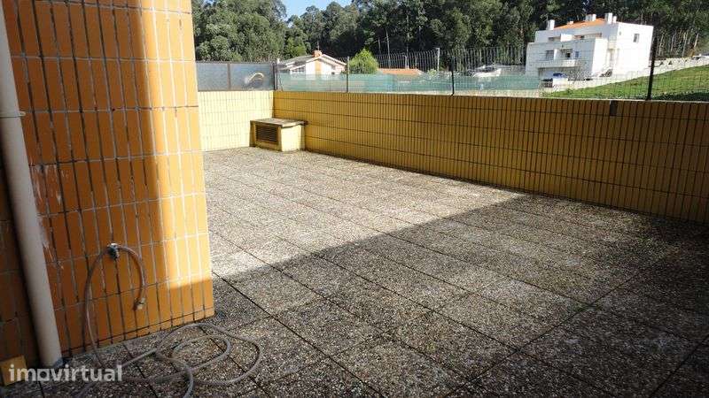 T1  Rés-do-Chão com terraço - Grande imagem: 2/11