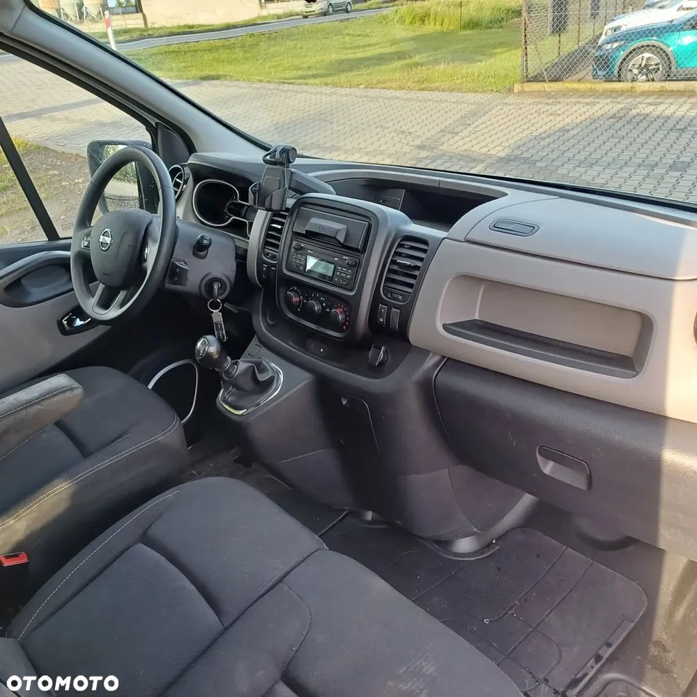 Renault Trafic - 12
