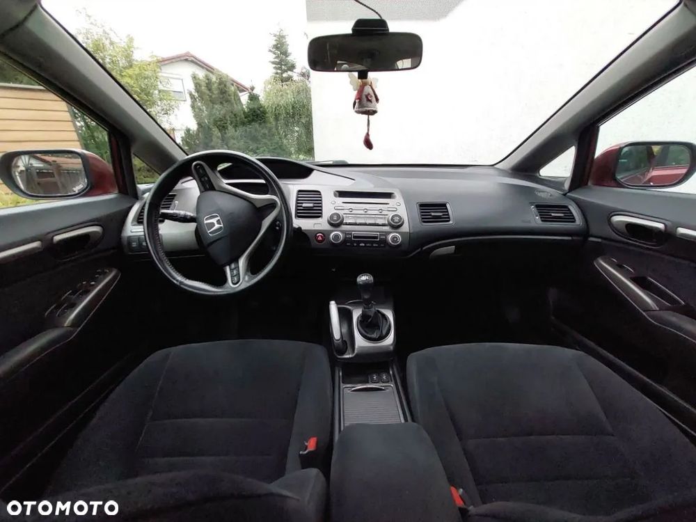 Honda Civic 1.8 Executive - 21