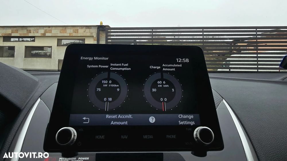 Mitsubishi Eclipse-Cross Plug-In Hybrid 4WD Plus Select - 9