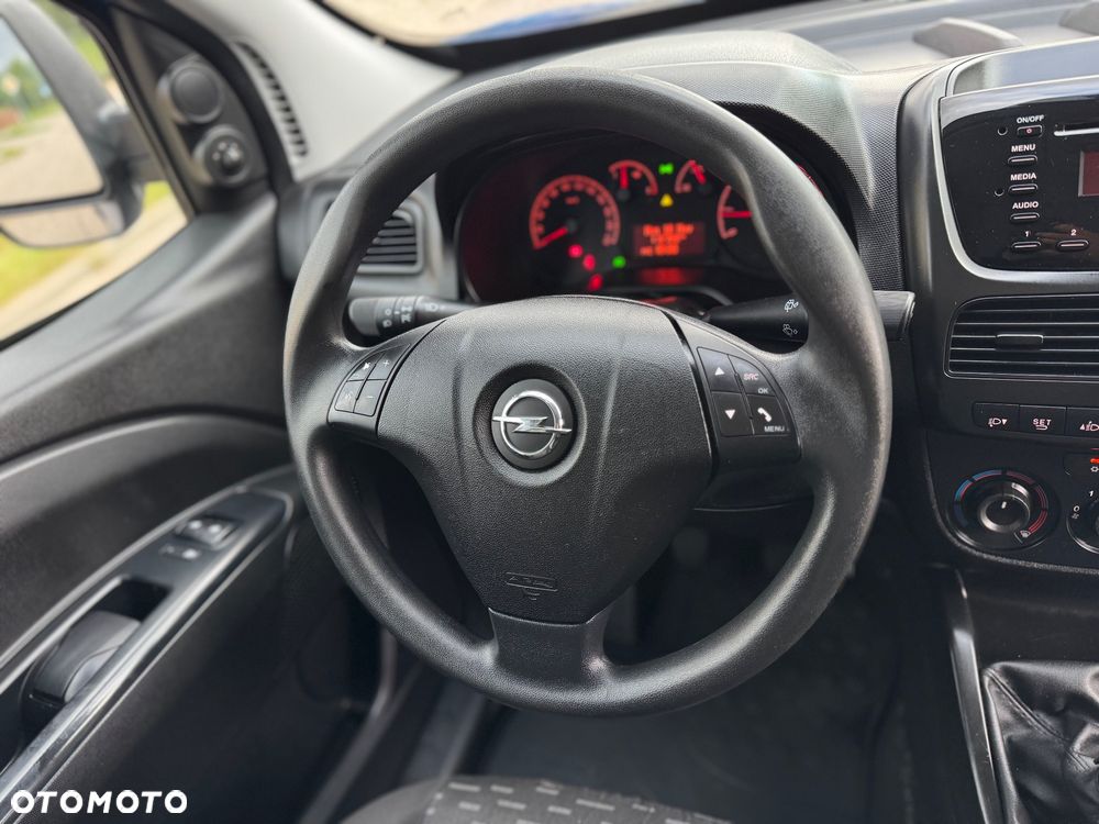 Opel Combo - 33