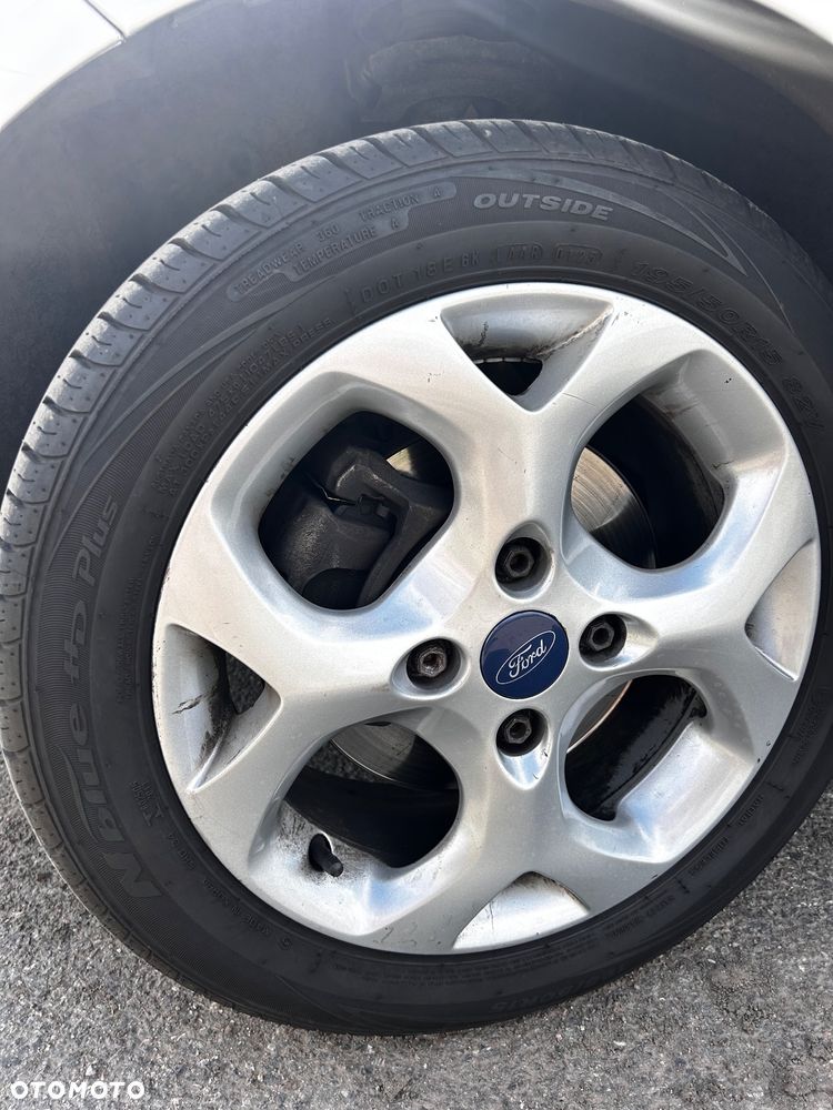 Ford Fiesta 1.4 Autom Titanium - 11