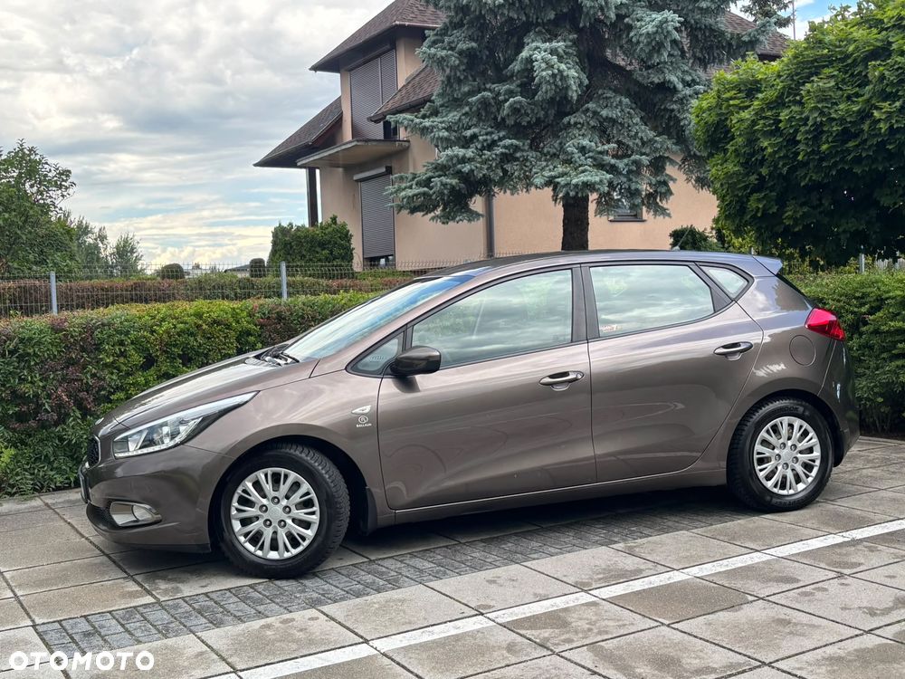 Kia Ceed 1.6 GDI Edition 7 - 9