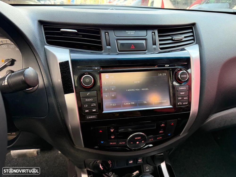 Nissan Navara 2.3 dCi CD 4WD Tekna AT - 12
