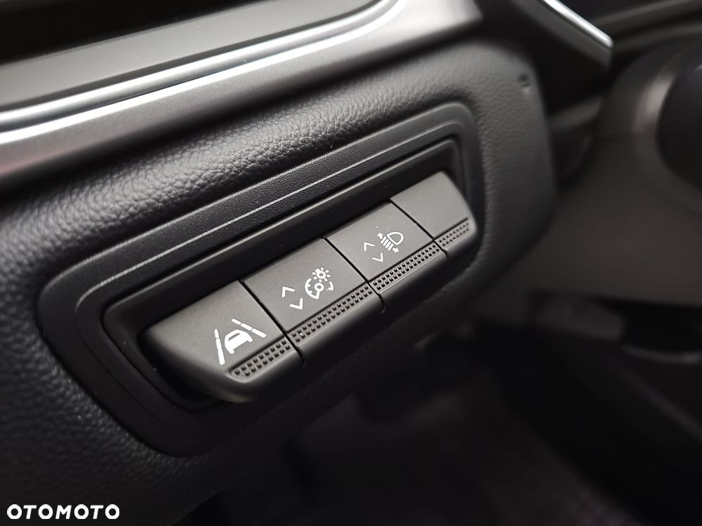 Renault Captur 1.3 TCe mHEV Techno EDC - 12