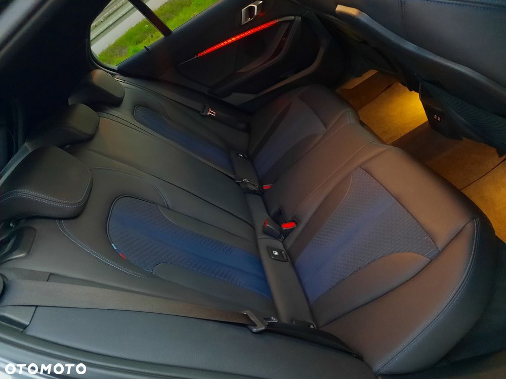 BMW Seria 1 118i M Sport - 24