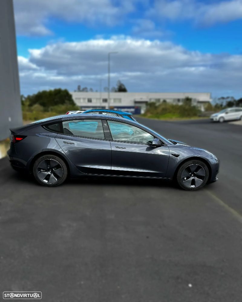 Tesla Model 3 Standard Range Plus RWD - 3