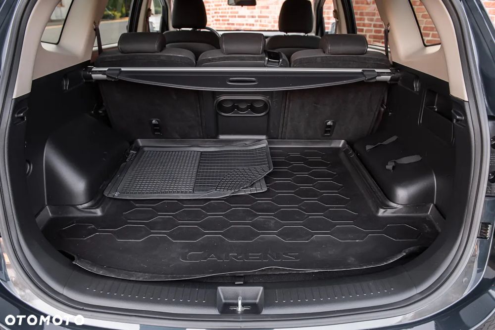 Kia Carens 1.7 CRDi 115 Fifa World Cup Edition - 26