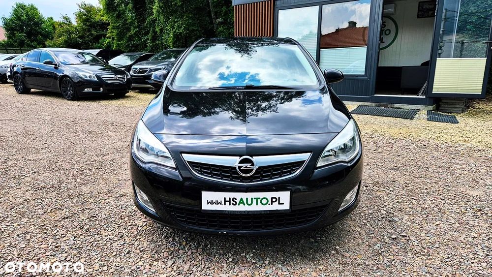 Opel Astra 1.4 T Cosmo - 4