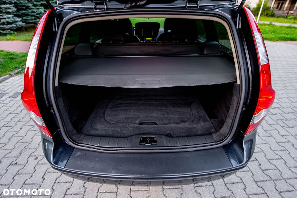 Volvo V50 2.4i Edition - 34