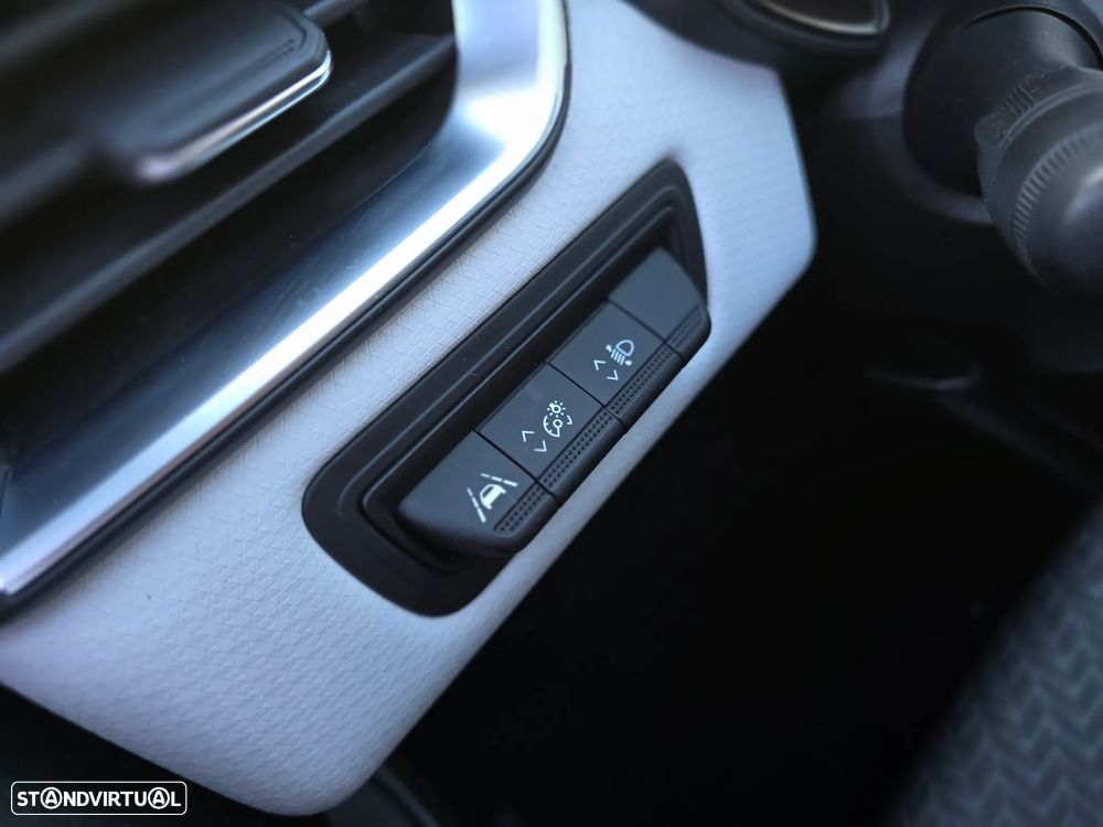 Renault Clio 1.0 TCe Techno - 30