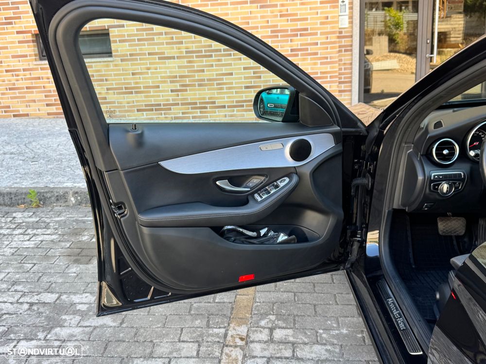 Mercedes-Benz C 200 - 10