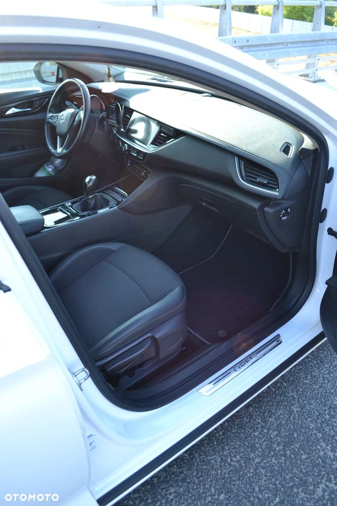 Opel Insignia 1.5 T Elite S&S Eco - 14