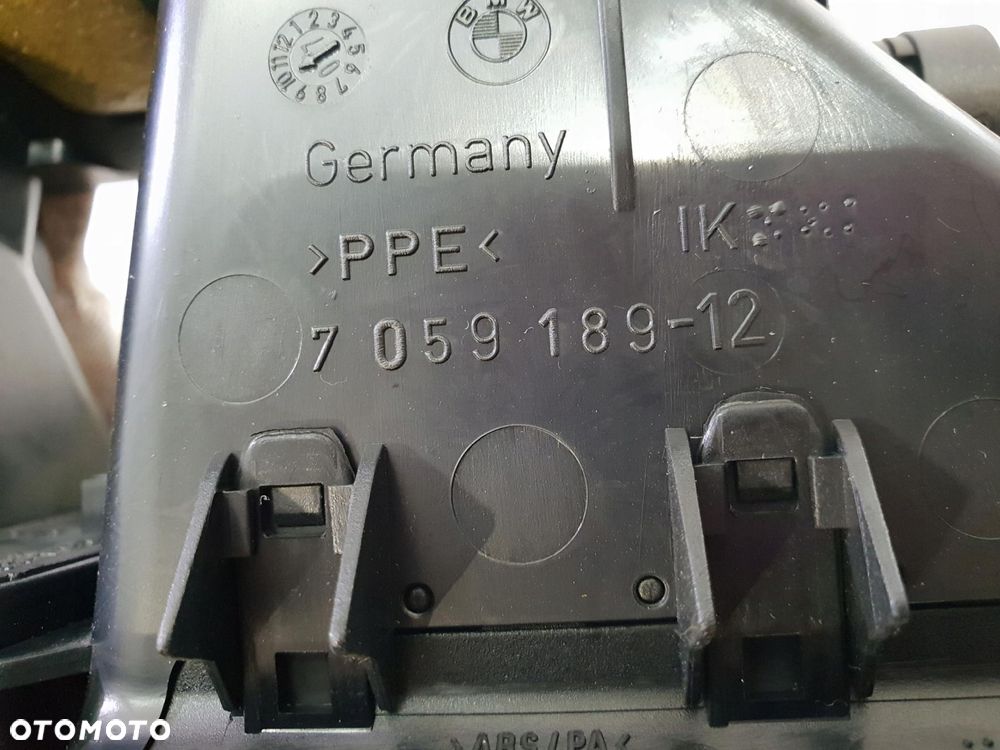 BMW E87 E81 E82 KRATKA NAWIEWU ŚRODKOWA PRZEDNIA PRZÓD 7059189 - 3