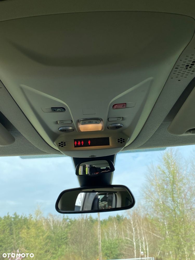 Citroën Berlingo M BlueHDi 130 SHINE - 15