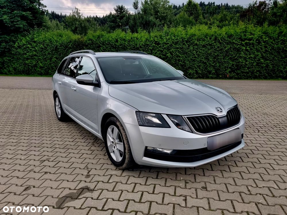 Skoda Octavia - 2