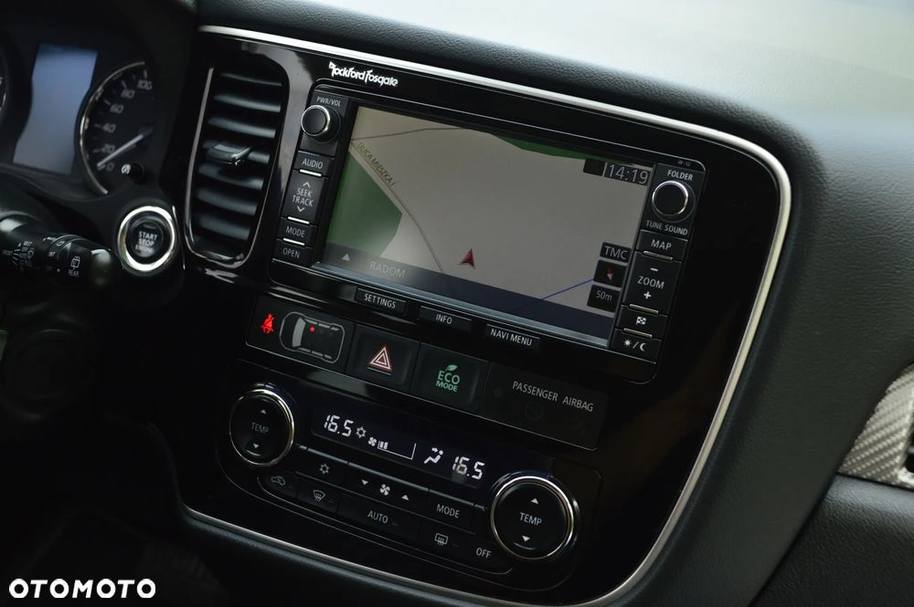 Mitsubishi Outlander 2.0 Intense + Navi 4WD CVT - 25