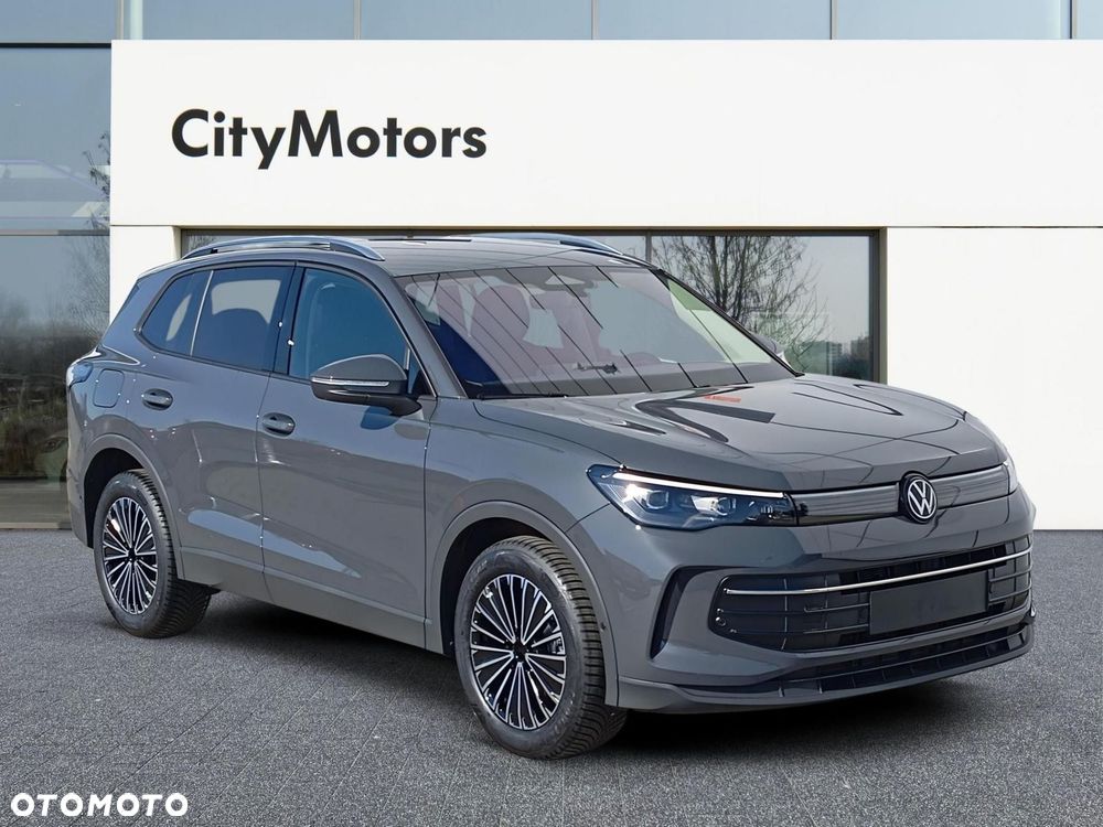 Volkswagen Tiguan - 9