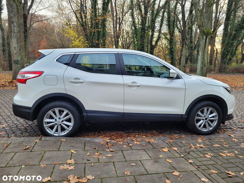 Nissan Qashqai - 1