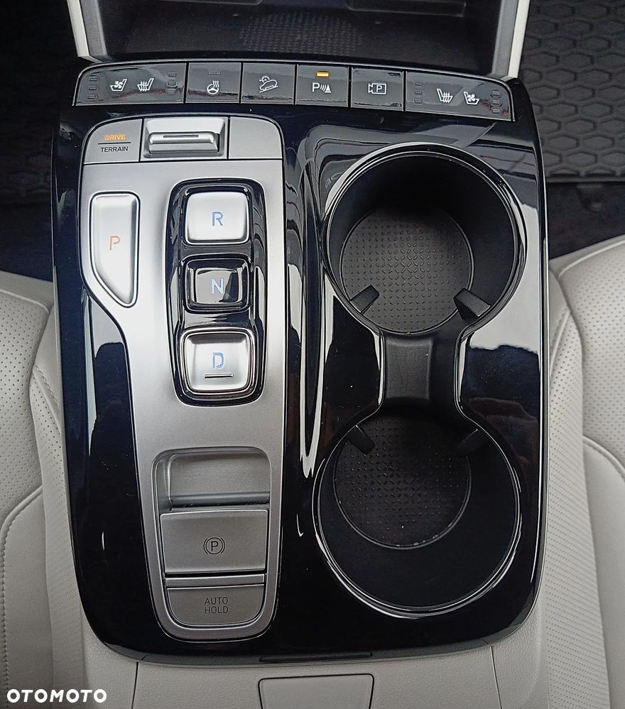 Hyundai Tucson 1.6 T-GDi HEV Platinum 4WD - 17
