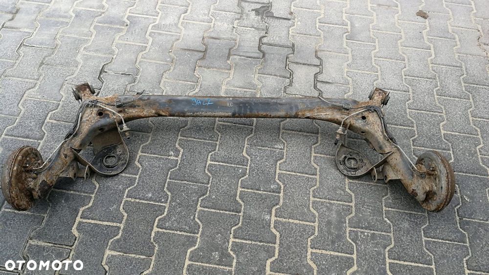 Belka tylna zawieszenia Honda Jazz II 02-04