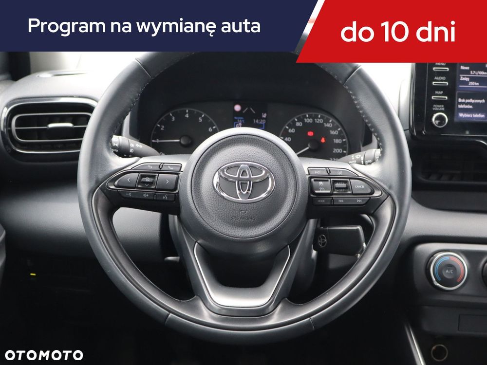 Toyota Yaris - 18