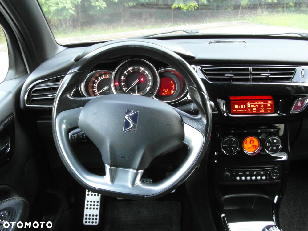 Citroën DS3 VTi 120 SoChic - 21