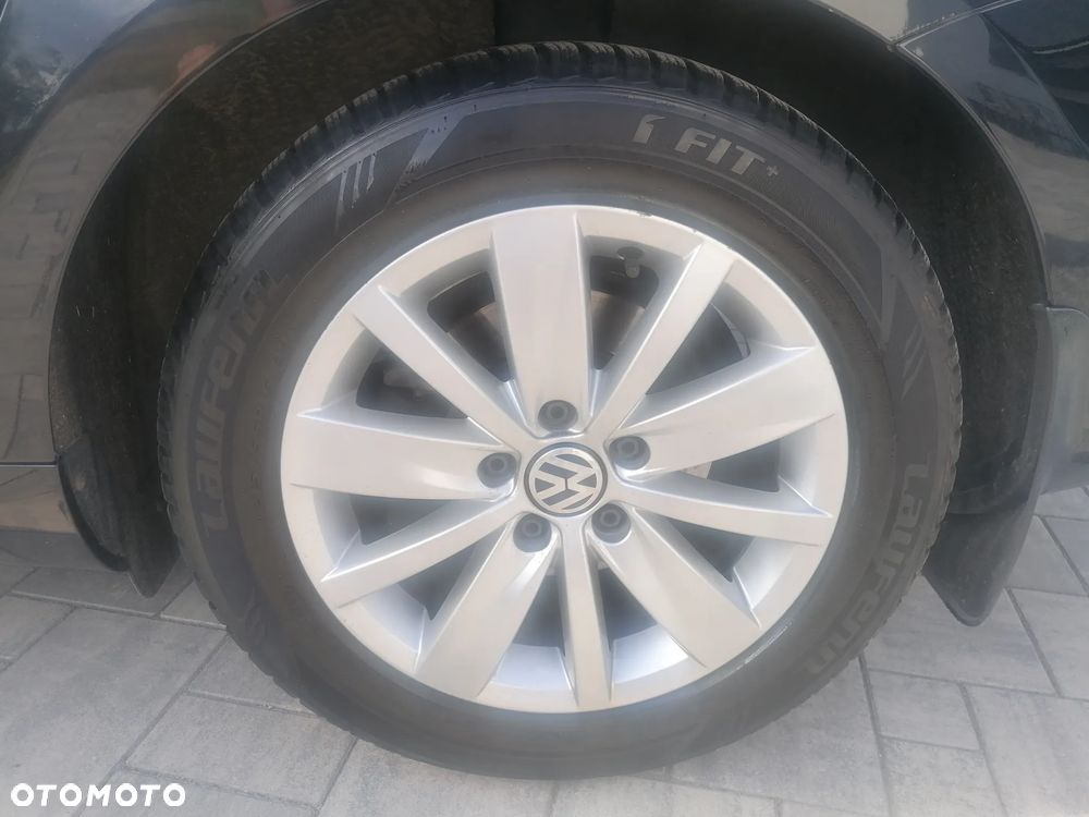 Volkswagen Passat 2.0 TDI Comfortline - 19