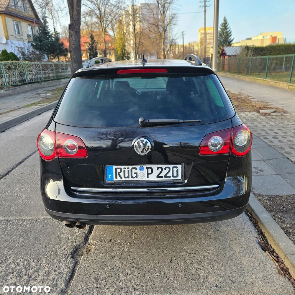 Volkswagen Passat 2.0 Blue TDI SCR Comfortline - 12