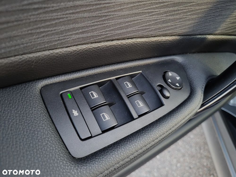BMW Seria 1 118d - 21