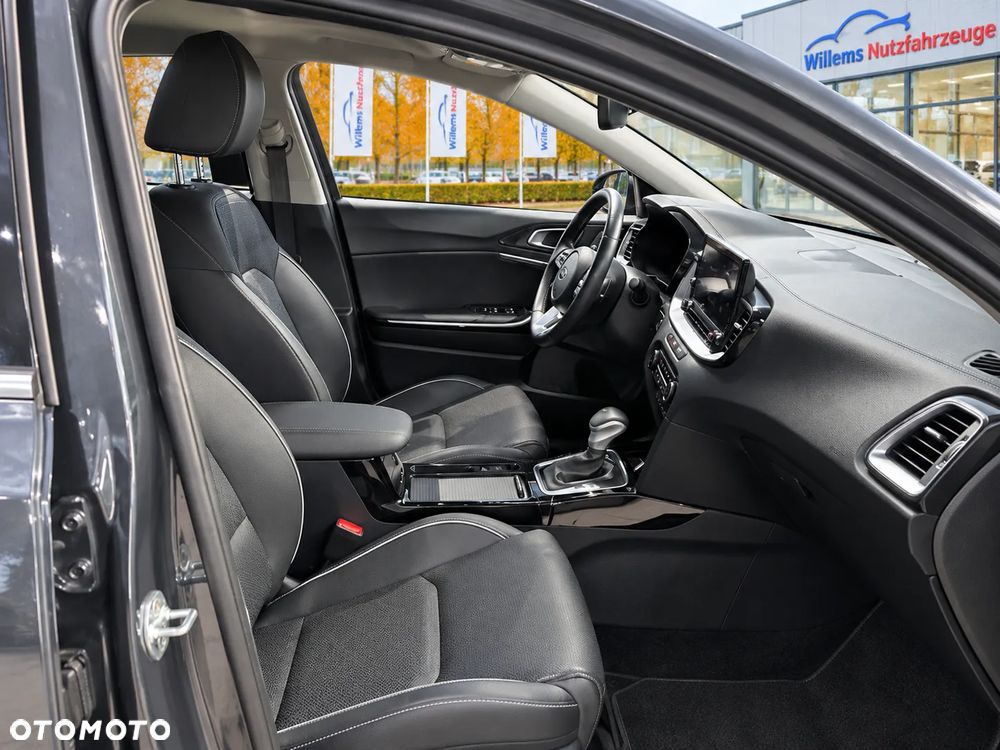 Kia XCeed 1.5 T-GDI OPF DCT7 PLATINUM EDITION - 6